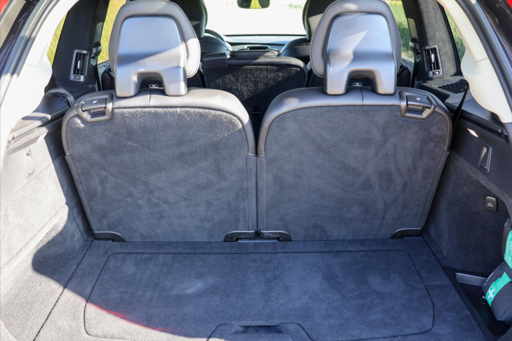 Volvo XC90 2,0 B5 AWD Ultimate Dark 7-Míst