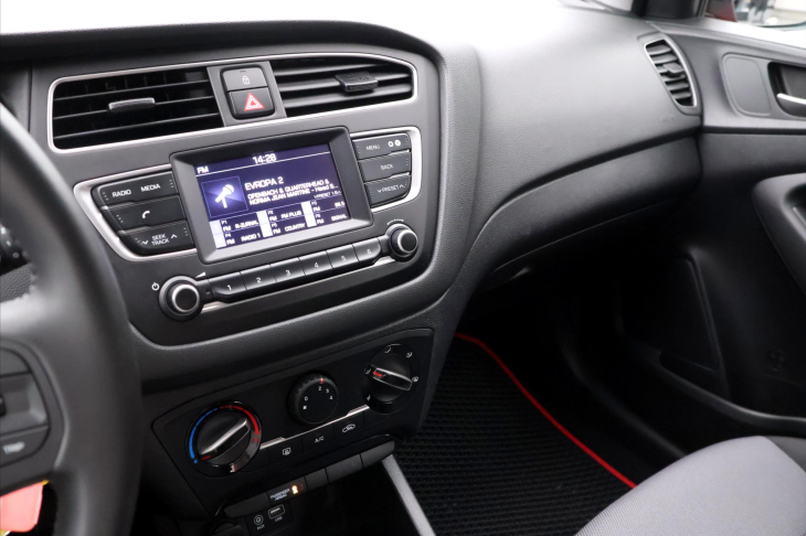 Hyundai i20 1,3 i 55kW Family+ CZ 1.maj