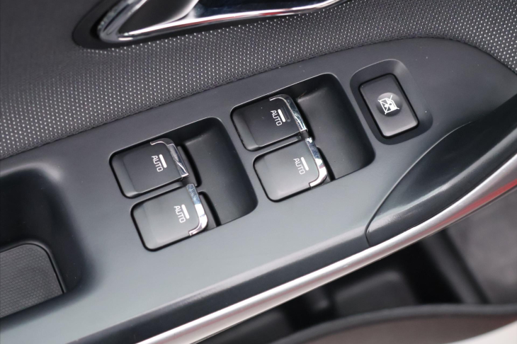 Kia Ceed 1,6 CRDI 100kW CZ Comfort Navi