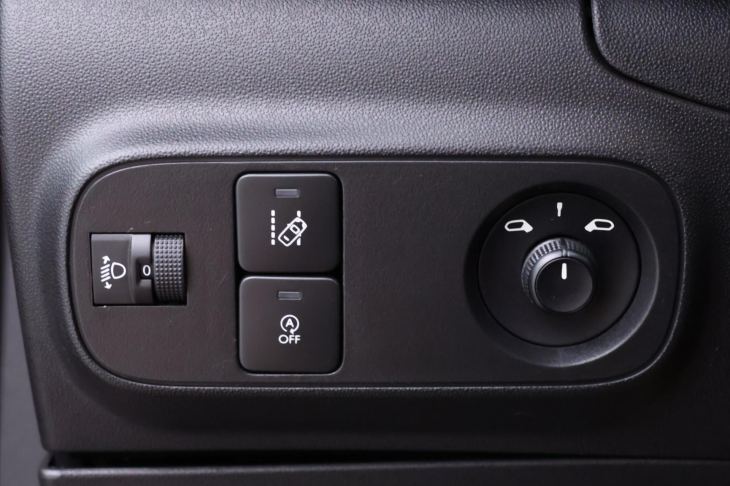 Citroën C3 1,2 PT 61kW CZ Feel Serv.Kniha