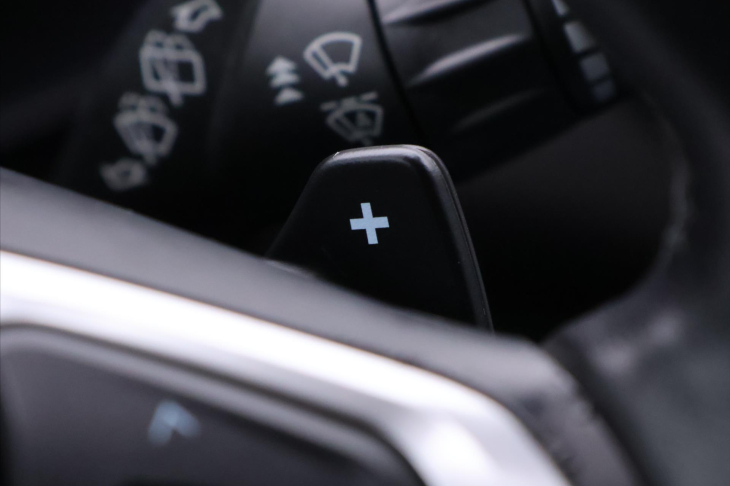 Ford Mondeo 2,0 TDCi 132kW 4x4 CZ Titanium