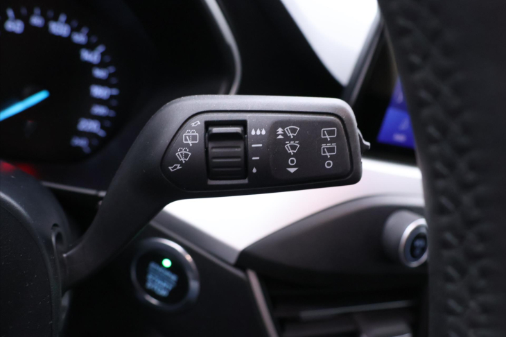 Ford Focus 1,0 EB 92kW EDIT Aut.klima Navi