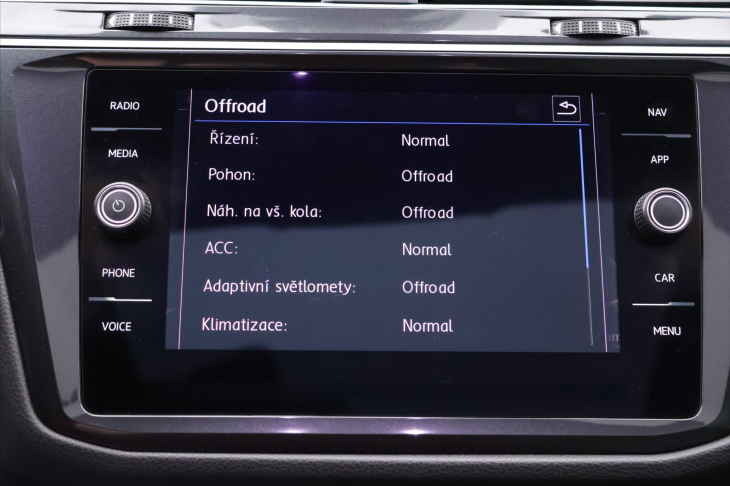 Volkswagen Tiguan 2,0 TDI 110kW DSG R-LINE CZ DPH