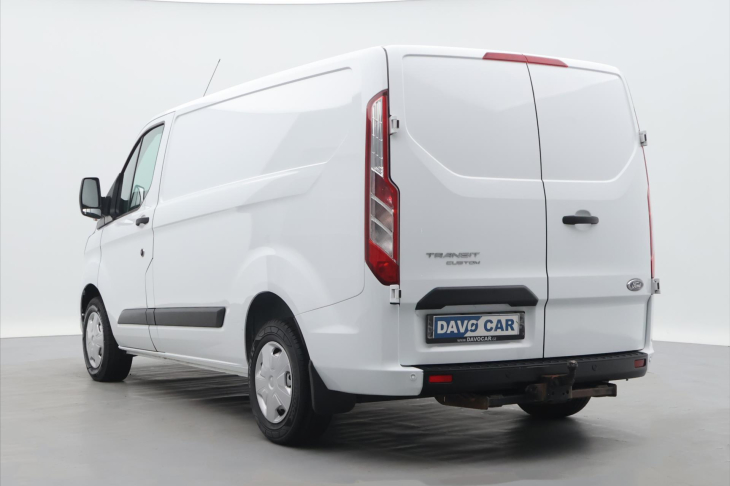 Ford Transit Custom 2,0 TDCi 96 kW Dílna DPH Tažné