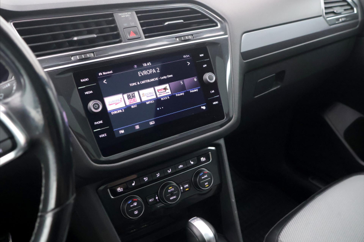 Volkswagen Tiguan 2,0 TDI 140kW 4M DSG R-Line CZ
