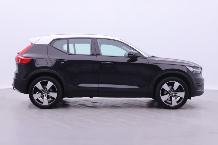 Volvo XC40 2,0 D4 AWD Panorama Tažné