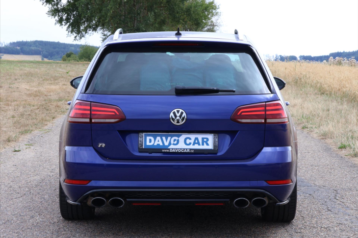 Volkswagen Golf 2,0 TSI 228kW 4M DSG Virtual R