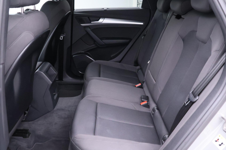 Audi Q5 2,0 40TDI S-line quattro DPH