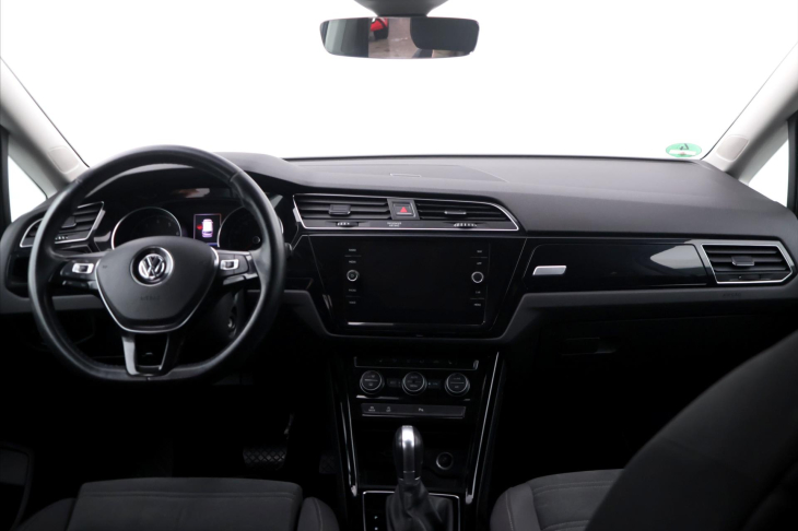 Volkswagen Touran 1,8 TSI 132kW DSG R-Line 7míst