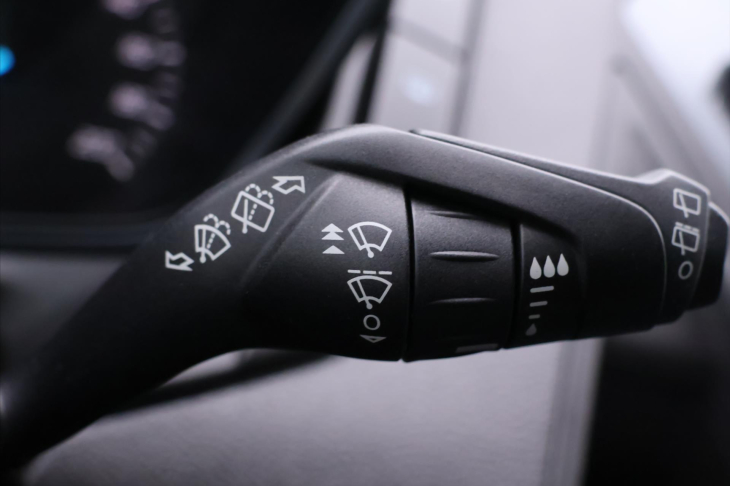 Ford Tourneo Custom 2,0 EcoBlue 125kW 9-Míst CZ