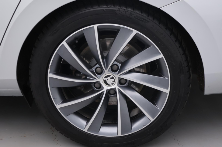 Škoda Superb 2,0 TDI 140kW L&K CZ DPH DSG