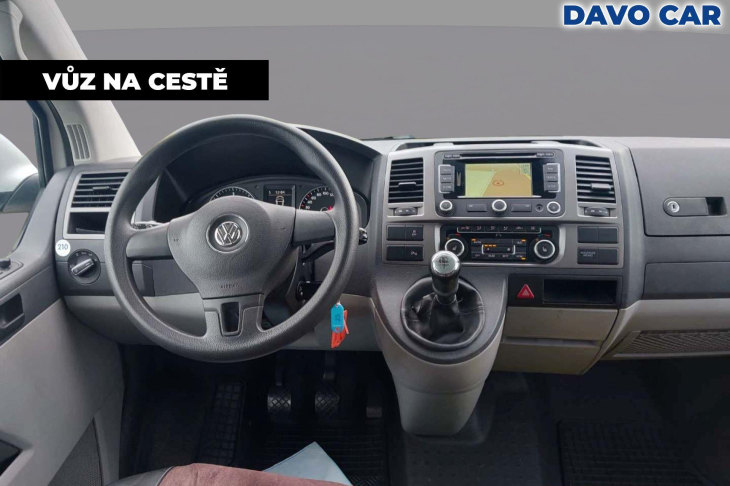 Volkswagen Caravelle 2,0 TDI 103 kW Long 9 míst Navi