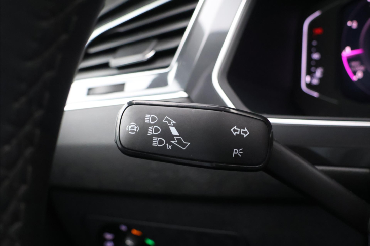 Volkswagen Tiguan 1,5 TSI EVO DSG CZ 1.Maj. DPH