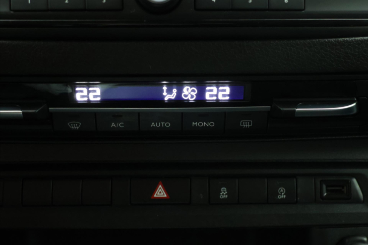 Peugeot Expert 2,0 HDI 90kW 6 Míst DPH