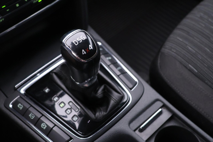 Škoda Superb 2.0 TDI 125kW DSG 4x4 Elegance