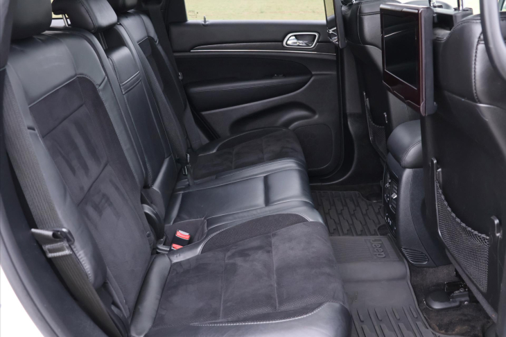 Jeep Grand Cherokee 3,0 CRDI 184kW CZ Edition S