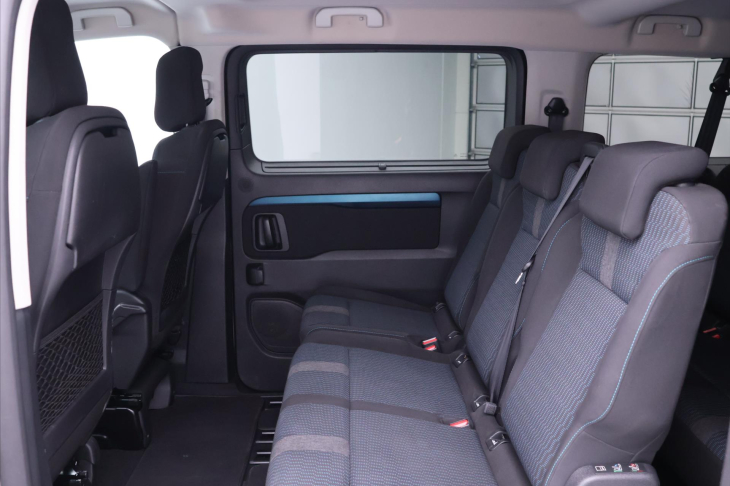 Peugeot Traveller 2,0 130kW Aut. CZ 8-Míst L3