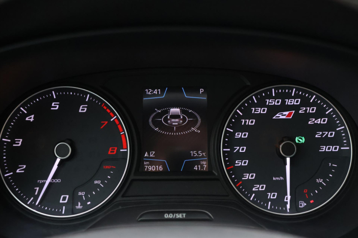 Seat Leon 2,0 TSI 221kW DSG Cupra 4Drive