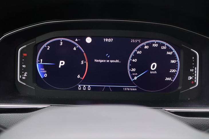 Volkswagen Passat 2,0 TDI 110kW DSG Virtual DPH