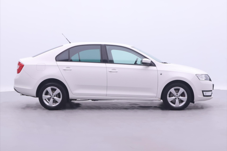 Škoda Rapid 1,6 TDI 66kW Ambition CZ