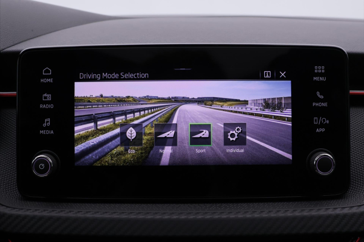 Škoda Kamiq 1,5 TSI 110kW CZ Monte Carlo