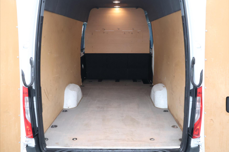 Mercedes-Benz Sprinter 2,1 316CDI Aut. 6-Míst CZ DPH