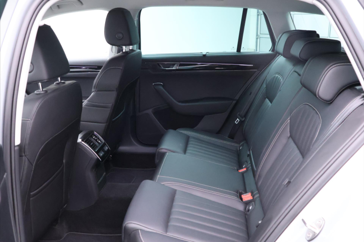 Škoda Superb 2,0 TDI 147kW 4x4 L&K DSG CZ DPH