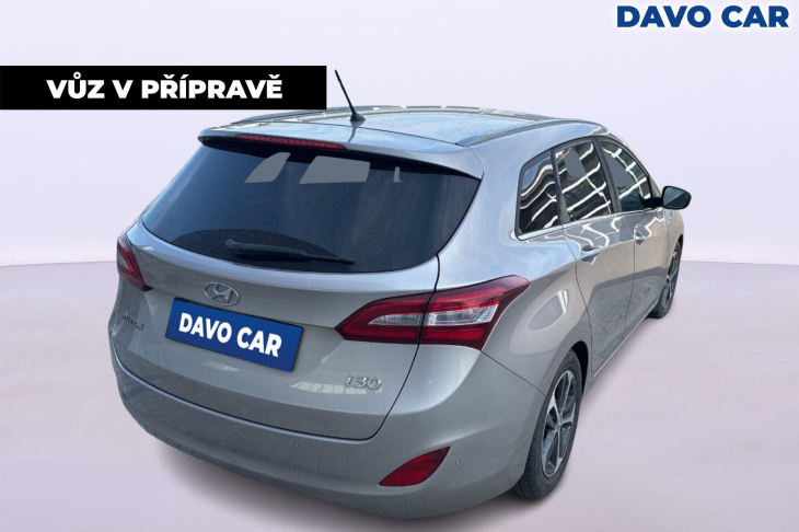 Hyundai i30 1.6 GDI 99kW Trikolor CZ