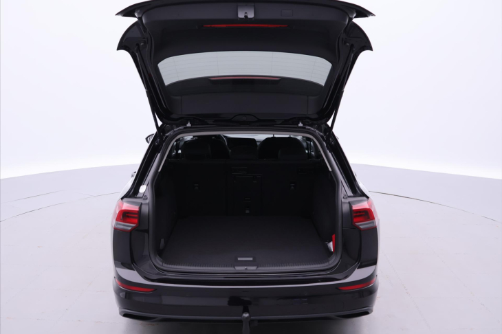 Volkswagen Golf 2,0 TDI 110kW DSG Style DPH