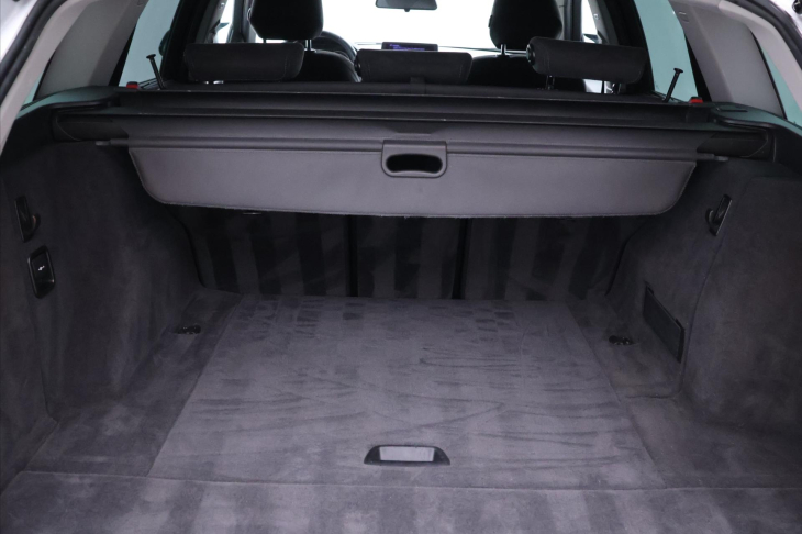 BMW Řada 3 3,0 330d 190kW Sport M-Paket