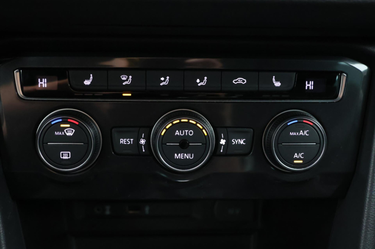 Volkswagen Tiguan 2,0 TDI 110kW DSG Comfort CZ