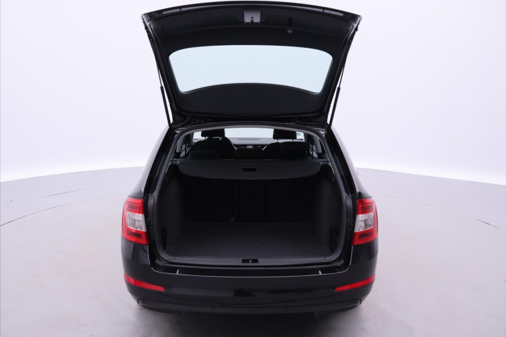 Škoda Octavia 2,0 TDI 110kW Aut.klima Xenon