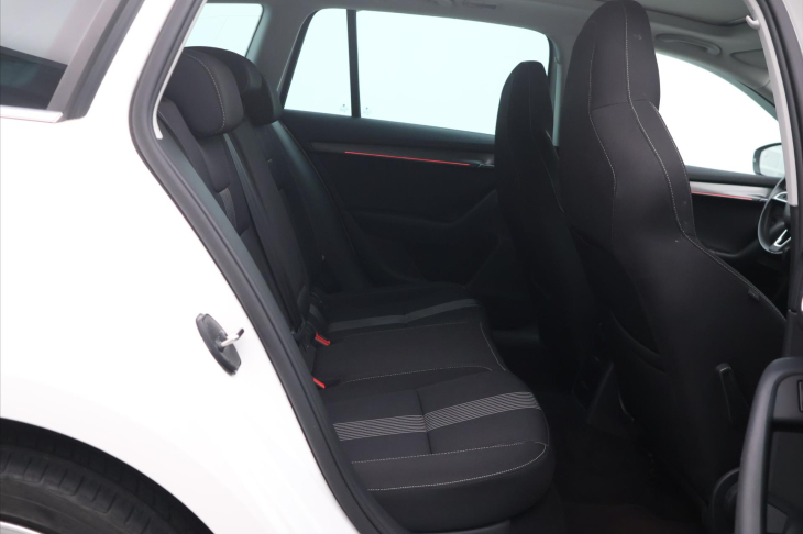 Škoda Octavia 1,5 TSI 110kW DSG Style LED