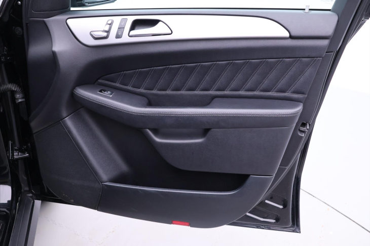 Mercedes-Benz GLE 3,0 350D 190KW 4M Navi Kůže