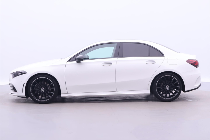 Mercedes-Benz Třídy A 2,0 A220 140kW Aut. AMG-Line