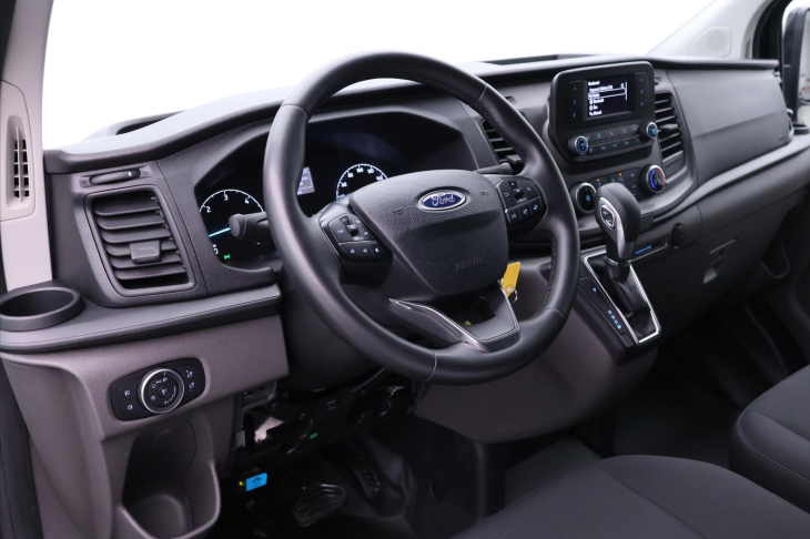 Ford Transit Custom 2,0 TDCi L2 Automat 9-Míst DPH