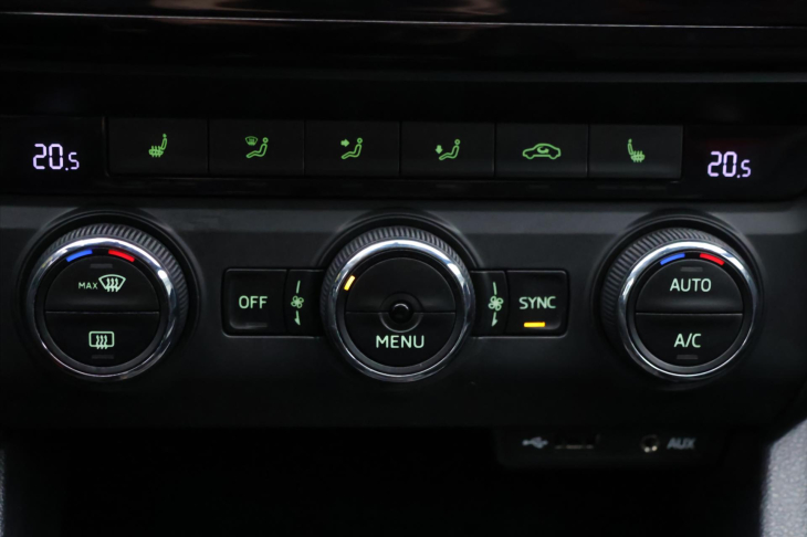 Škoda Octavia 2,0 TSI 169kW RS230 Xenon Kůže