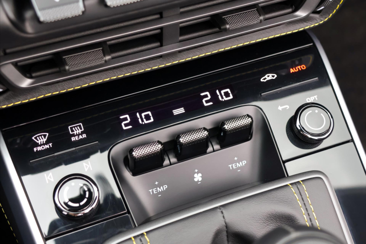 Porsche 911 3,0 V6 331kW 7MAN DPH Carrera S