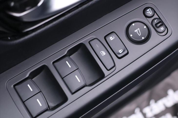 Honda CR-V 2,0 Hybrid Elegance 109kW 4WD