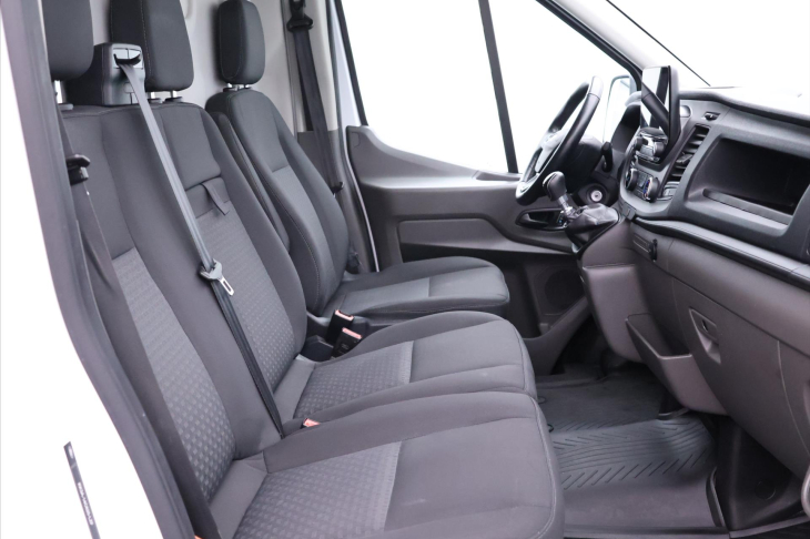 Ford Transit 2,0 TDCi 96kW L2 CZ 1.Maj. DPH