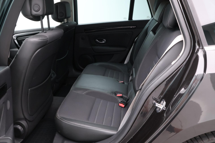 Renault Laguna 2,0 dCi 110 kw Black Edition