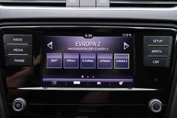 Škoda Octavia 1,5 TGi 96kW DSG CZ Kessy