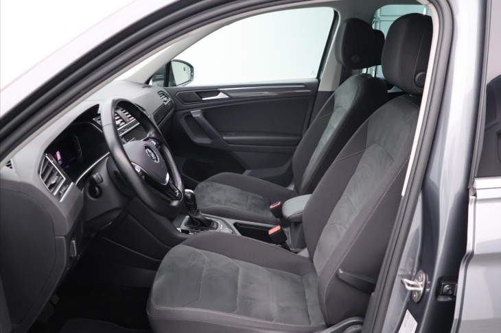 Volkswagen Tiguan 2,0 TDI Highline 4x4 DSG DPH