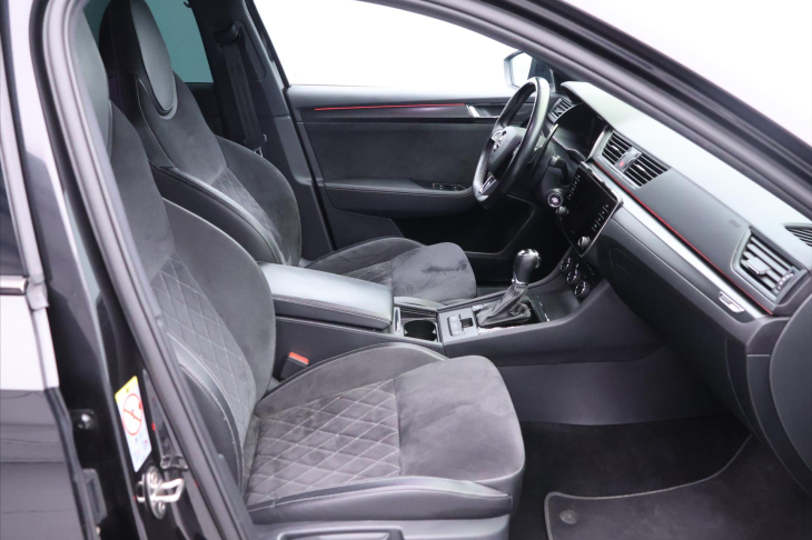 Škoda Superb 2,0 TDI 140kW DSG 4x4 CZ Sportline