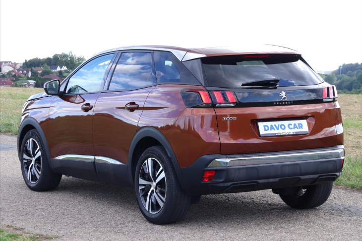 Peugeot 3008 1,5 HDi 96kW Allure CZ