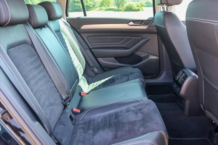 Volkswagen Passat 2,0 TDI 110kW DSG Elegance