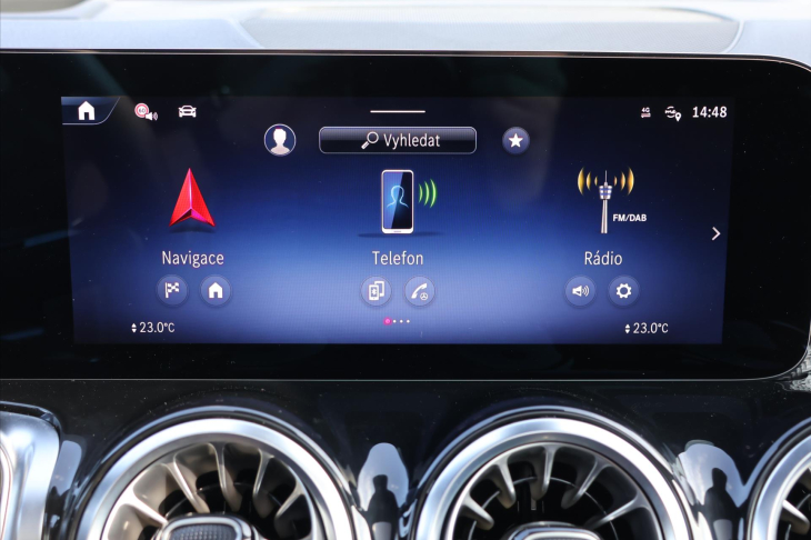 Mercedes-Benz GLB 2,0 200d 4Matic AMG Panorama