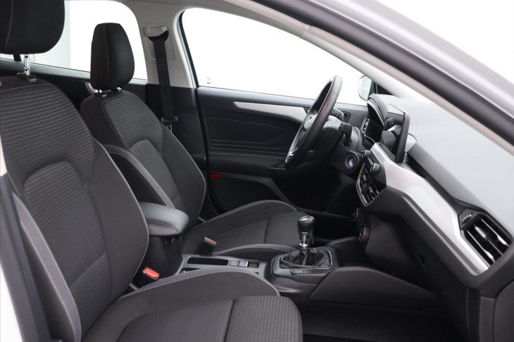 Ford Focus 1,0 EB 74kW Business 1.Maj DPH