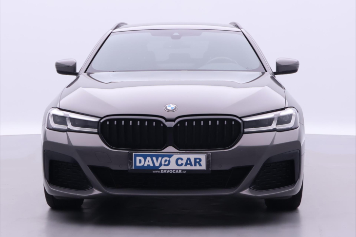 BMW Řada 5 2,0 520d 140kW AT Touring DPH