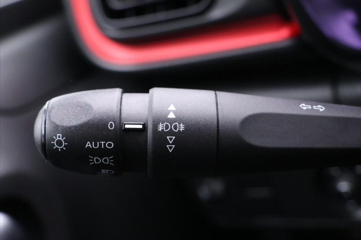 Citroën C3 1,2 PureTech 83kW klima CZ